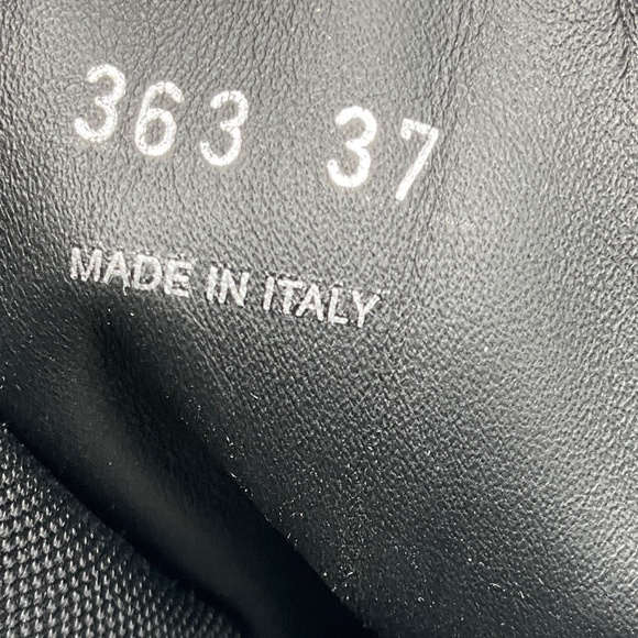 PRADA BLACK LACE UP COMBAT BOOTS - Picture 8 of 8